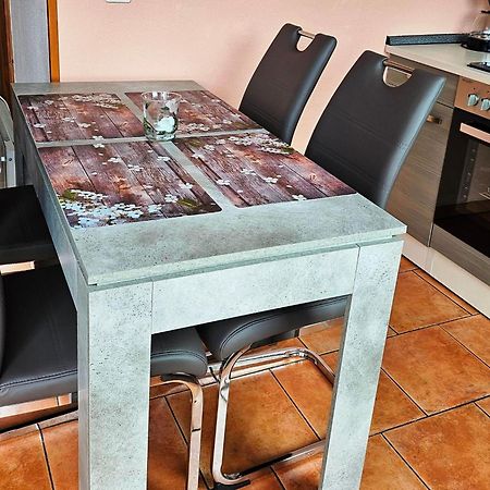Ferienhaus צינוביץ מראה חיצוני תמונה